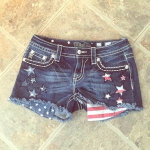 ☀️FLASH SALE☀️Rare Americana Miss Me shorts!